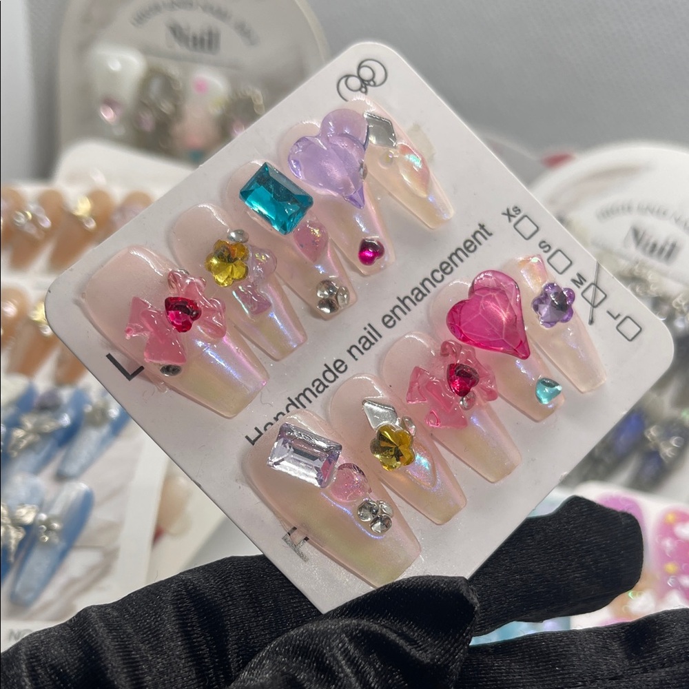 M size Colorful custom Nail Art Set